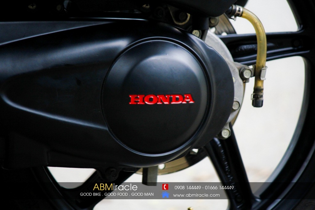 Honda SH 150i CANDY RED
